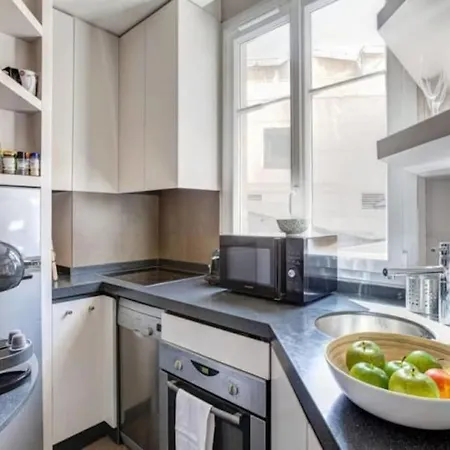 Guestready - Spacious Near Champs-elysees Appartement Paris