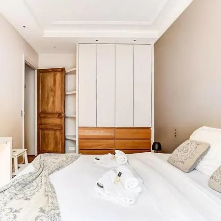 Guestready - Spacious Near Champs-elysees * Paris
