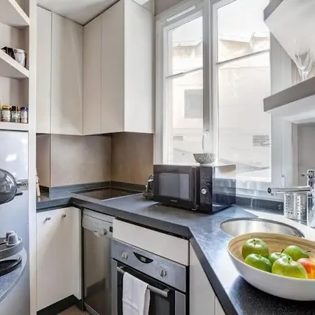 Guestready - Spacious Near Champs-elysees Appartement *